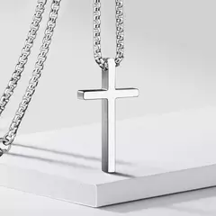 Imagen de Collar de cruz Vnox para hombres y mujeres, collar con colgante de cruz lisa de color plateado con cadena de caja de acero inoxidable