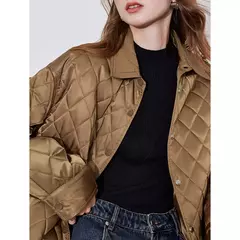 Imagen de TOYOUTH Chaqueta de algodón para mujer 2024 Otoño e Invierno nuevo estilo de dinero viejo rejilla cuello POLO botón a presión Chaqueta corta abrigo marrón