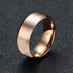 Vnox Anillo de bodas clásico para hombres y mujeres, joyería de acero inoxidable para dedo, anillo liso clásico de 6 mm y 8 mm - Eleganzie