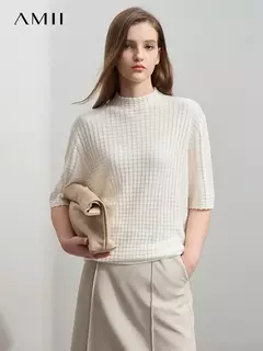 Suéter de Punto Minimalista AMII – Diseño Suave y Elegante