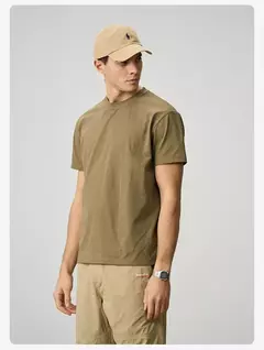 SIMWOOD 2025 novedad de verano, camiseta atlética de secado rápido de tela antiestática ligera de ajuste Regular de 150gsm, camisetas que absorben la humedad para hombres