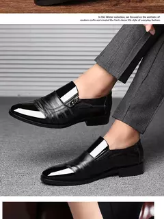 Zapatos de cuero formales de negocios informales para hombres de gran tamaño, zapatos de punta estrecha para hombres, zapatos casuales perezosos sin cordones para hombres en internet