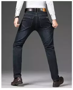 Pantalones elásticos informales de negocios para hombre, pantalón vaquero azul clásico, Vaqueros rectos holgados, talla grande 40 42 44 46 2025 - buy online