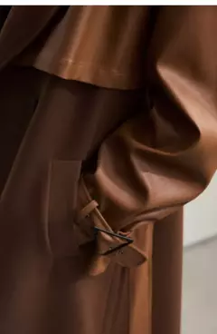 AMII gabardina minimalista para mujer 2024 Otoño Invierno nueva sarga empalmada de cuero PU prendas de vestir exteriores largas para ir al trabajo 12444001 on internet