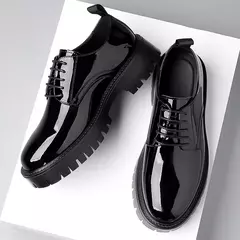 Estilo juvenil punta redonda estilo británico tacón bajo con cordones ropa de trabajo diaria informal zapatos de cuero para hombres en internet
