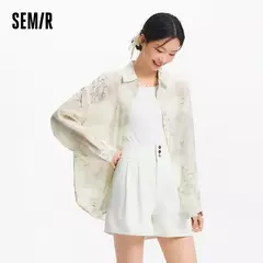 Semir camisa de manga larga para mujer de longitud media de gran tamaño ajuste relajado 2025 nueva camisa de verano con estampado completo de tinta para estilo moderno y artístico