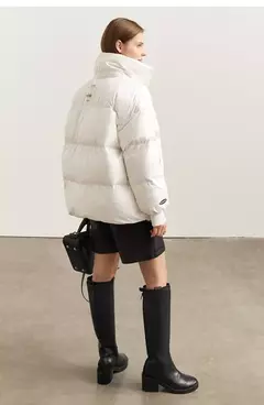 Image of AMII minimalista 2024 nueva chaqueta de plumas para mujer abrigo de pan sólido corto mujer calidad moda suelta prendas de vestir exteriores de invierno 12344023