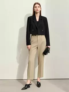 Pantalones Minimalistas – Diseño Elegante