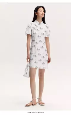Semir-vestido con estampado de pintura de tinta para mujer, vestido Cheongsam abotonado con mangas de burbuja, novedad de verano 2024 en internet