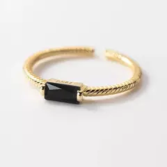 Anillo Ajustable de Plata 925 con Circonita Negra – Minimalismo Geométrico y Elegancia - comprar en línea