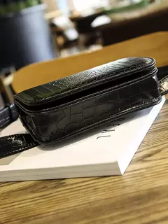 Riñonera de moda para mujer, Bolso pequeño de cuero PU con patrón de cocodrilo multifuncional, bolso cruzado diagonal deportivo informal - Eleganzie