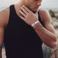 Vnox Pulsera de silicona de 12 mm para hombres, pulsera de silicona de caucho suave, juego de brazaletes con runas y brújula vikinga nórdica