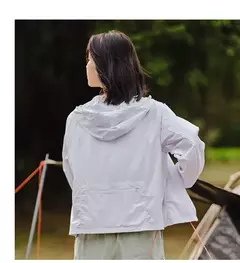Imagen de Semir-Chaqueta de malla con capucha para mujer, ropa holgada con textura refrescante, protector solar, 2024