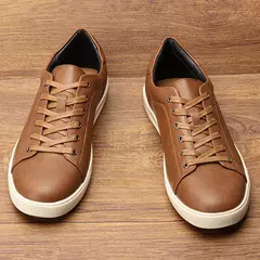 Zapatos informales para hombre, zapatos de cuero cómodos a la moda de marca 2025