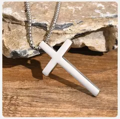 Vnox Collares cruzados para hombres y mujeres, colgante de cruz gruesa de acero inoxidable de color negro y plateado simple con cadena de caja - Eleganzie
