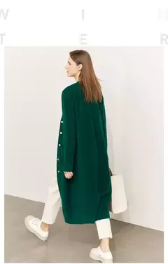 AMII-suéter minimalista para mujer, cárdigan con cuello en V, diseño de botones artísticos, ropa de punto larga holgada, Tops 2022, invierno, 12241079 en internet
