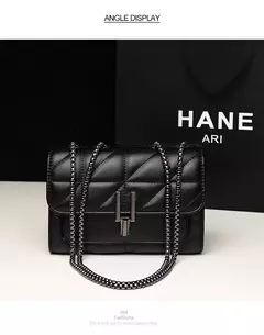 Imagen de Bolso cuadrado clásico acolchado con detalle, bolso de hombro con solapa de color sólido, bolso con cadena que combina con todo
