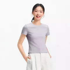 Image of Semir-Camiseta de manga corta para mujer, Top recortado bordado ajustado informal, Top básico con cuello redondo y hombros descubiertos, novedad de verano 2025