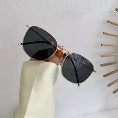 Gafas de Sol Unisex Retro de Metal – Protección UV400 con Estilo Cuadrad en internet