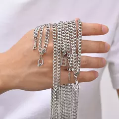 Imagen de Vnox-collar sencillo de A-Z con letras para hombre y mujer, cadena cubana de acero inoxidable, resistente al agua, regalo de joyería