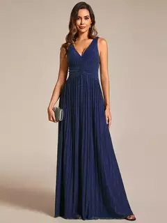 Vestidos de noche elegantes Brillante Sin mangas Plisado Cintura imperio 2025 Ever Pretty of Lentejuelas Una línea Azul marino Vestido de dama de honor - Eleganzie