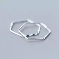 Imagen de Pendientes de Aro Geométricos de Plata 925 – Minimalismo
