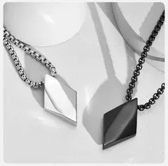 Vnox Collar de rombo para hombre, colgante geométrico de acero inoxidable con cadena de caja ajustable, collar minimalista clásico simple - Eleganzie