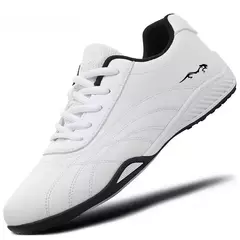 Imagen de 2025 zapatos casuales versátiles para hombres, zapatillas suaves y transpirables, zapatos planos antideslizantes resistentes al desgaste, zapatos de cuero de diseñador de marca Tenis