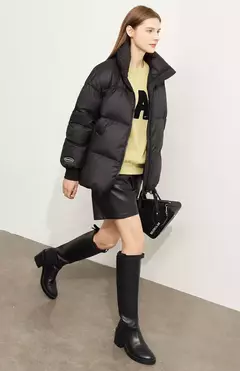 AMII minimalista 2024 nueva chaqueta de plumas para mujer abrigo de pan sólido corto mujer calidad moda suelta prendas de vestir exteriores de invierno 12344023 on internet
