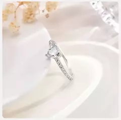 Anillo de Compromiso con Circonia en Forma de Corazón – Brillo y Romance en internet