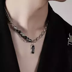 Collar de Gargantilla con Piedra Negra – Elegancia en Doble Capa Unisex - Eleganzie