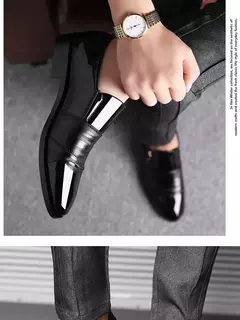 Zapatos de cuero formales de negocios informales para hombres de gran tamaño, zapatos de punta estrecha para hombres, zapatos casuales perezosos sin cordones para hombres