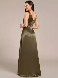 Vestidos de noche elegantes Escote en V profundo Cintura imperio Bolsillos de satén Hasta el suelo 2025 Ever Pretty of Olive Green Vestido de dama de honor