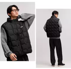 Image of Semir abajo chaleco hombres 2024 nuevo invierno cuello alto impreso ropa de abrigo texturizada apilamiento ropa interior moda versátil.