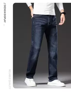 Imagen de Pantalones vaqueros rectos holgados de talla grande 40 42 44 46 para hombre, pantalones elásticos informales de negocios, pantalones vaqueros azules clásicos para hombre