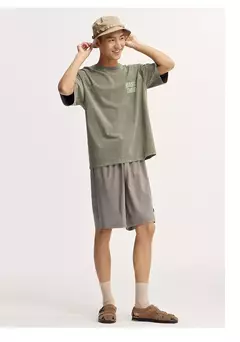 Semir pantalones cortos informales de longitud media para hombre, nueva versión de verano 20224, pantalones cortos que absorben la humedad, de secado rápido y fáciles de cuidar on internet
