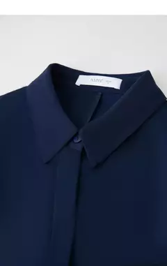 AMII minimalista 2024 otoño mujer solapa nueva camisa suelta falda viajero botón geométrico oblicuo falso vestido de dos piezas 12443194 on internet