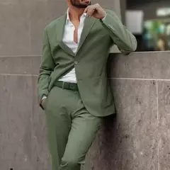 2025 Trajes de negocios casuales con bolsillo tipo parche verde claro de moda | Traje de hombre personalizado de primera calidad a medida para bodas y eventos - buy online