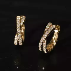 Pendientes de Aro de Plata 925 Chapados en Oro 18K con Cruz de Circón – Minimalismo y Elegancia Geométrica - online store