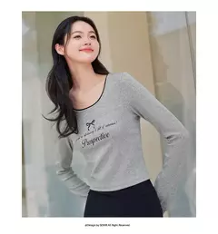 Semir-Camiseta de manga larga para mujer, Top ajustado de encaje suave, estilo corto con lazo y diseño de letras dulces, novedad de otoño, 2024 - Eleganzie