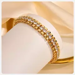 Pulsera de Cadena con Bloques e Incrustaciones de Circonita – Lujo Dorado