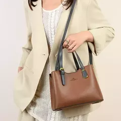 Bolsos de viaje de 3 capas para mujer, bandolera de mano de cuero Pu suave de canguro de alta calidad, bandolera - comprar en línea