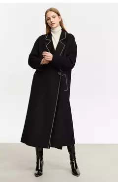 Abrigo de Lana Minimalista – Diseño Holgado