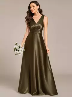 Vestidos de noche elegantes Escote en V profundo Cintura imperio Bolsillos de satén Hasta el suelo 2025 Ever Pretty of Olive Green Vestido de dama de honor - Eleganzie