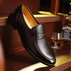 Imagen de Zapatos formales de negocios para hombre, suela blanda, primavera y otoño, nuevos zapatos clásicos transpirables para personas de mediana edad, una pieza, envío gratis