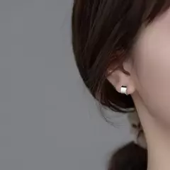 Imagen de Pendientes de Aro de Plata 925 de Superficie Ancha – Clásicos y Minimalistas