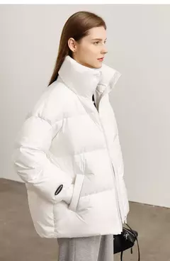 AMII minimalista 2024 nueva chaqueta de plumas para mujer abrigo de pan sólido corto mujer calidad moda suelta prendas de vestir exteriores de invierno 12344023