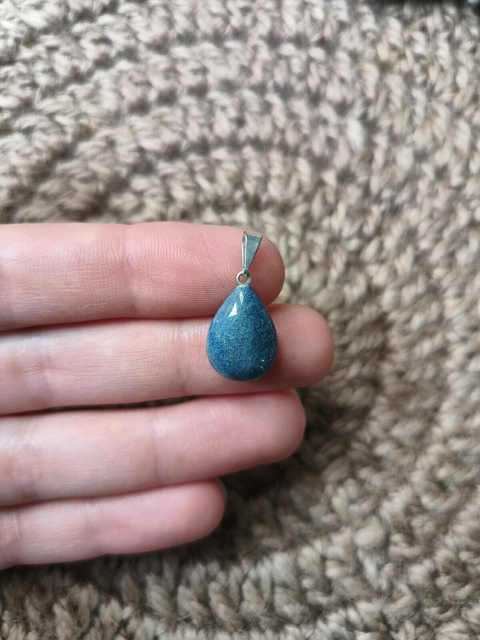 Dije gota mini cuarzo azul