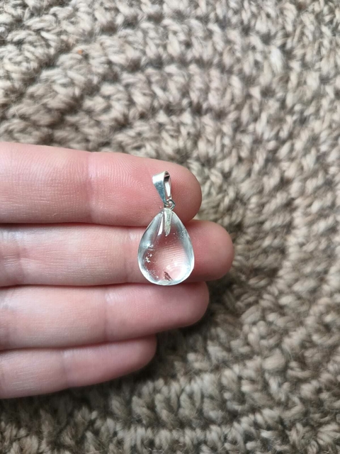 Dije gota mini cuarzo cristal