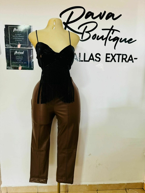 Pantalón vinipiel cafe